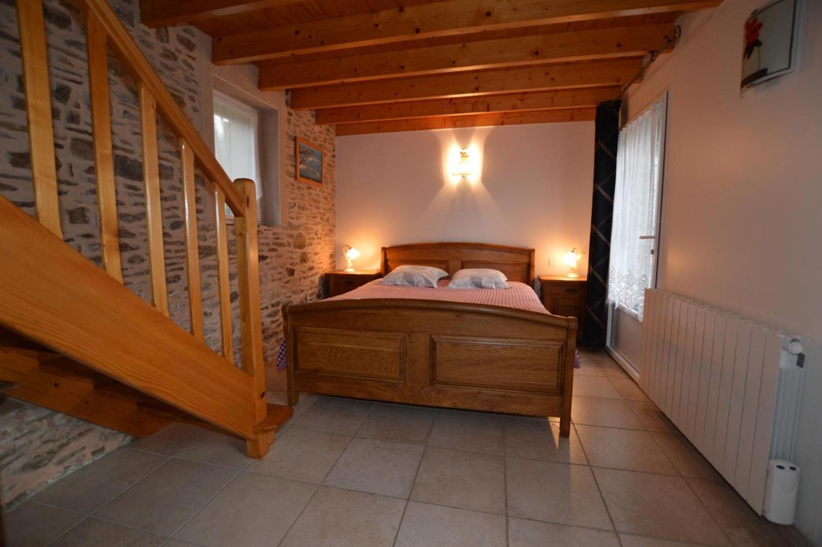 La Pahorie Bed & Breakfast Saint-Méloir-des-Ondes Exterior photo